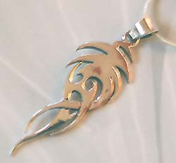 Wholesale costume jewelry wholesale teen fire tattoo pendant